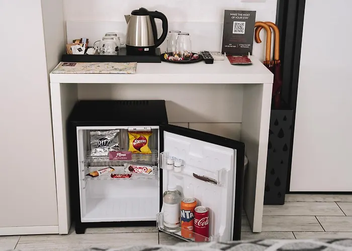 47 Steps Pensión 4*