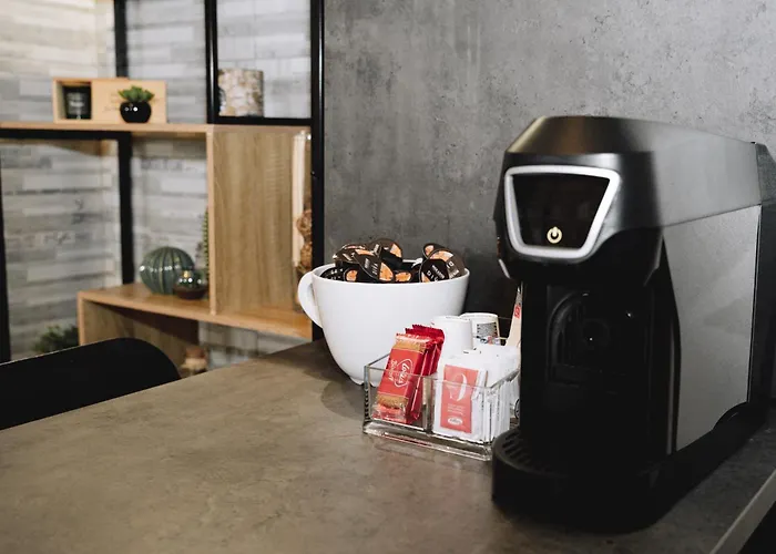 Pensión 47 Steps 4*